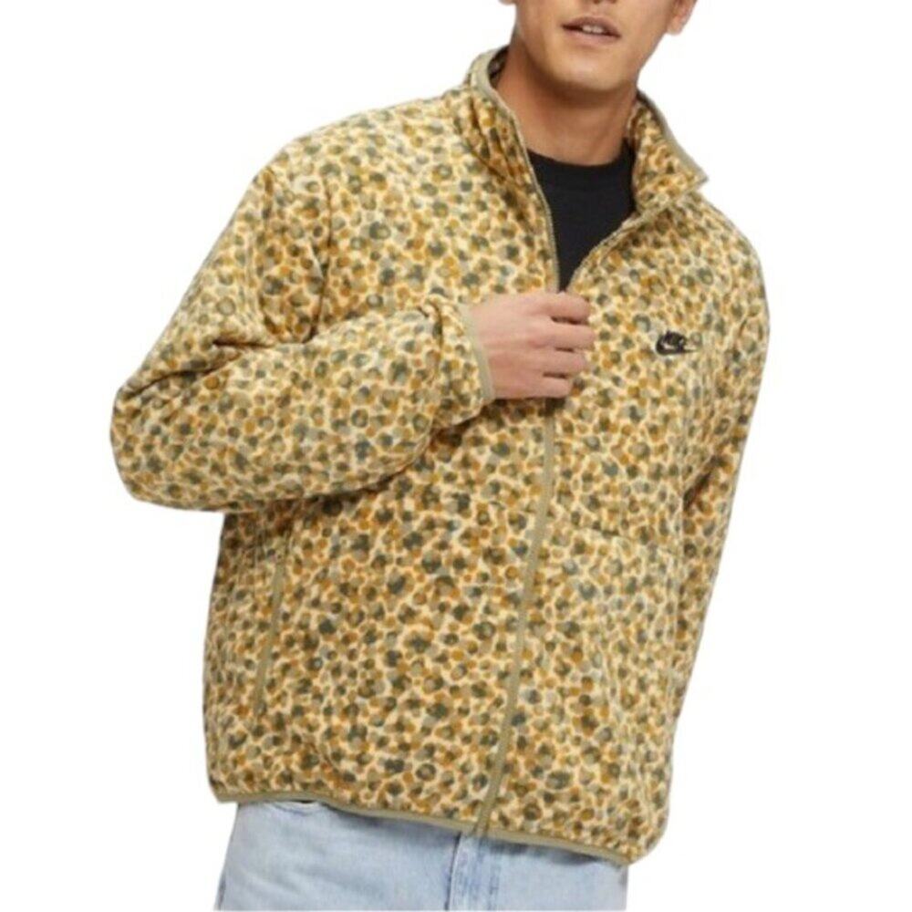 NIKE Club Fleece Full Zip Jacket in Team Gold/Neutral Olive SZ M